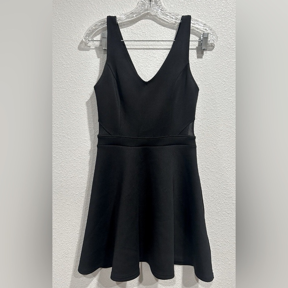 Cute XS Abercrombie black mini dress!